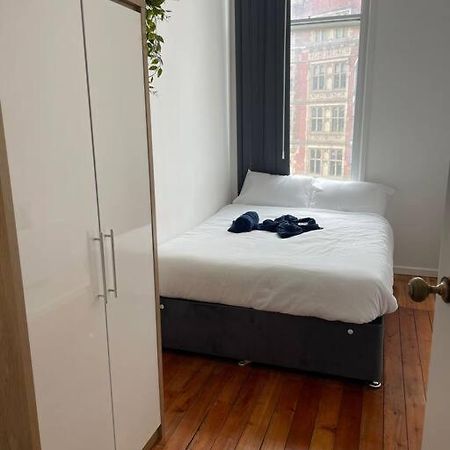 Spacious Flat For 6 City Center Gs305 Sheffield Extérieur photo
