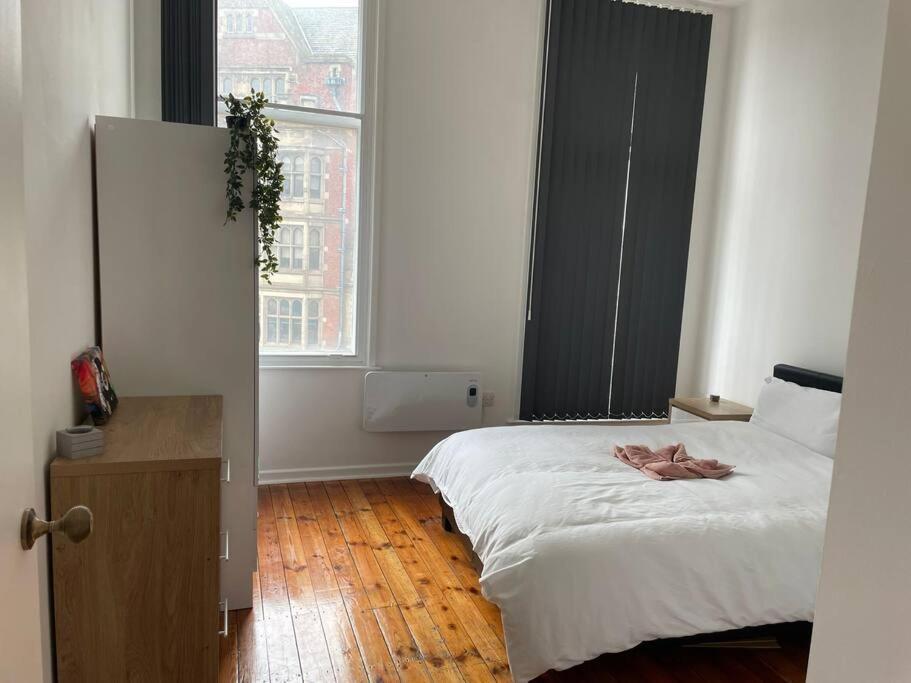 Spacious Flat For 6 City Center Gs305 Sheffield Extérieur photo